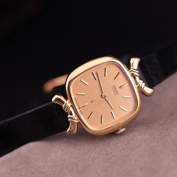 Vintage Rare 1989 Seiko Quartz 1400-5780 
Women’s Dress Watch
Gold-Plated Case - Picture 3 of 7